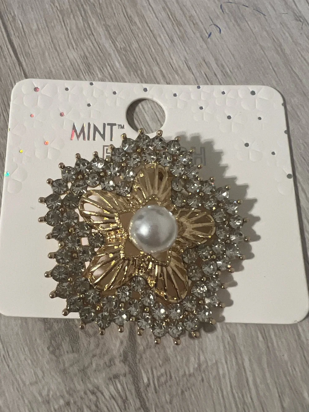 Elegant Gold and Silver Brooch with faux Pearl Accent